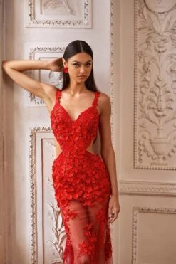 Fiorenza - Red -ALAMOUR ONLINE STORE 101 2ffdcf86 ecba 4692 a3d3 f4aa734747e0