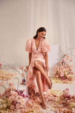 Simona Dress -ALAMOUR ONLINE STORE 10 a1644cdc cef3 4f69 91a9 9c17c80f6f69