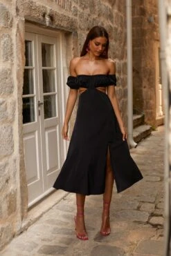 Eleena Dress -ALAMOUR ONLINE STORE 128 08ea3c92 babf 4938 acd3 fe3685c400ec