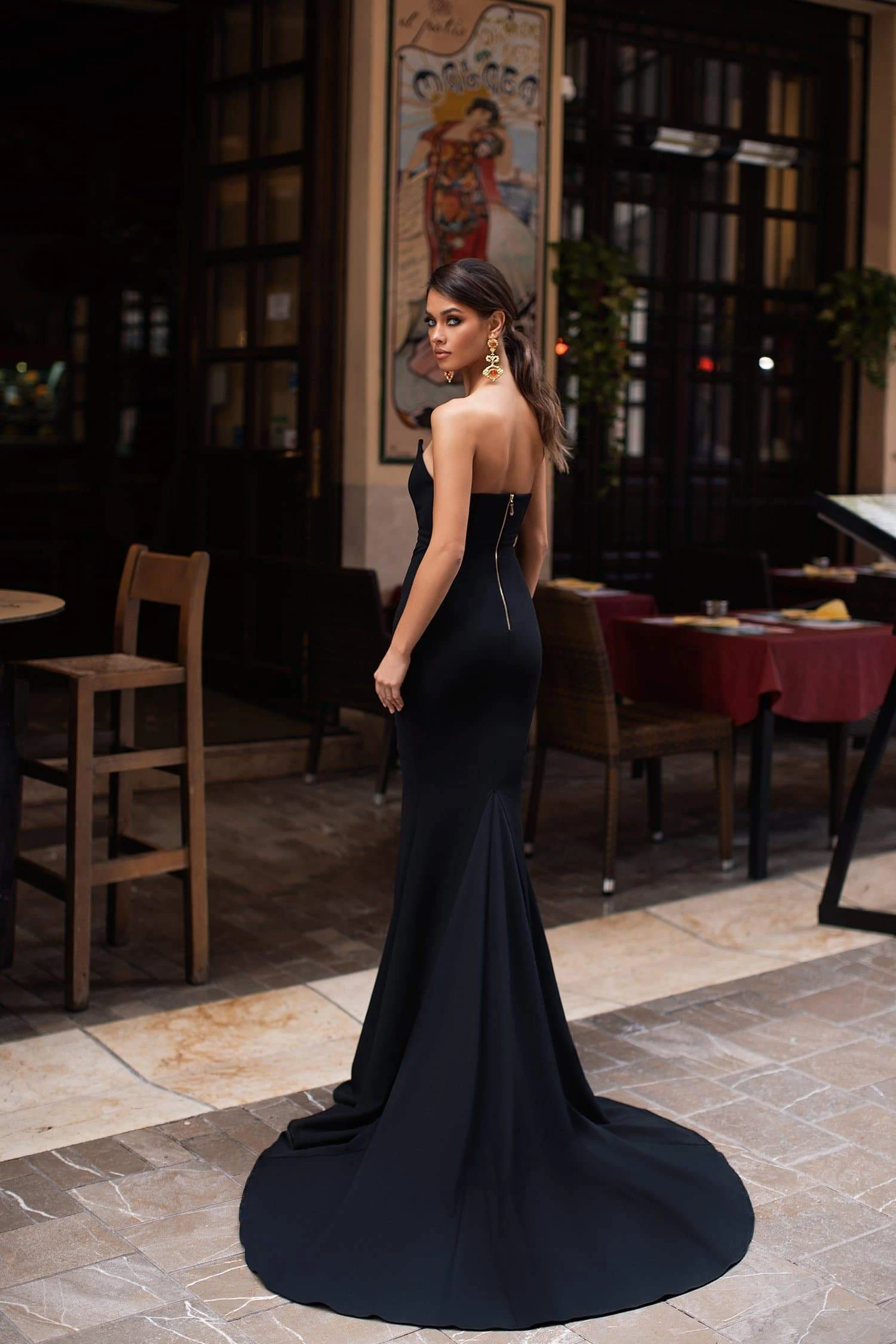 Gulsina - Black 4 Gulsina - Black - Image 2