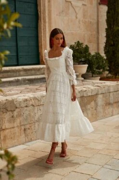 Renata Dress -ALAMOUR ONLINE STORE 139 02c07daf 6258 48f0 8b83 1c1e0f6a8ab5