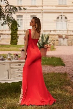 Taylor - Red 8 Taylor - Red -ALAMOUR ONLINE STORE 14 3d1c141b 0669 4e07 934c df6ec24c39d3