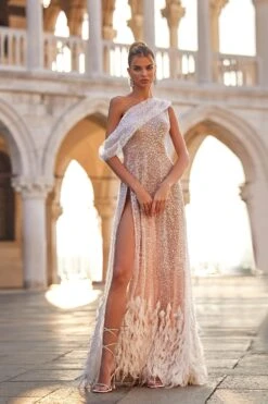 Shirley Gown -ALAMOUR ONLINE STORE 1 de73ec75 97b0 4d76 8693 67335f3972c3