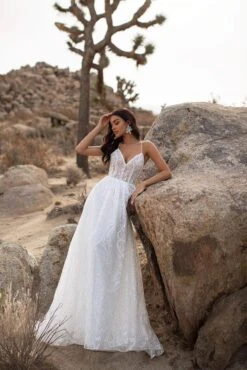 Isla Gown -ALAMOUR ONLINE STORE 23 1379efbf e4b8 477e a4d5 a18df827987e