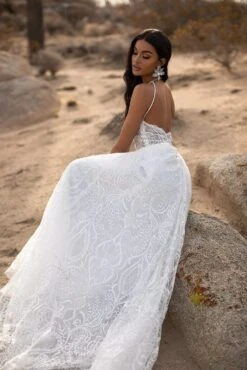 Isla Gown -ALAMOUR ONLINE STORE 25 aaa78b67 dca0 4e20 8729 ea6ce27e9164