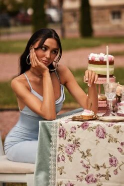 Salou - Sky Blue -ALAMOUR ONLINE STORE 26 9552cab3 0175 40e7 b16f 41af9f29d06f