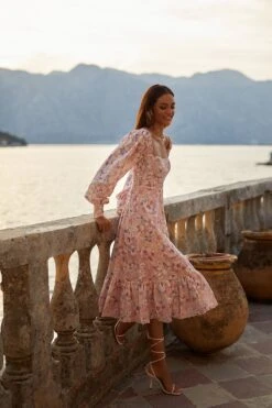 Sanela Dress -ALAMOUR ONLINE STORE 31 97f4179a 1a55 4864 9e48 70d0b1bff741