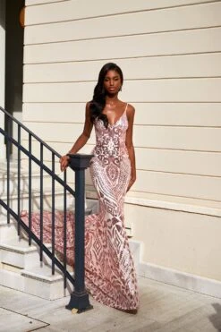 Mariana - Pink -ALAMOUR ONLINE STORE 35 8af60765 992c 4ce7 8fbe 94295b52a06f