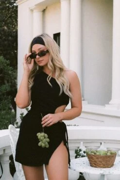 Alana Dress -ALAMOUR ONLINE STORE 37 f66cc799 a4a1 484f acb7 ab6735d6dd0d