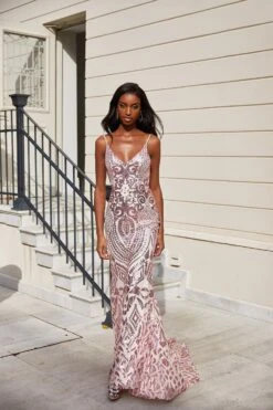 Mariana - Pink -ALAMOUR ONLINE STORE 38 17c358ab bc3a 4349 a6e2 6b0897bf814c