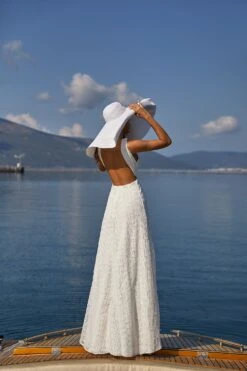 Zayna Dress 22 Zayna Dress -ALAMOUR ONLINE STORE 41 870c1183 c54b 4a4d abea d18ddd0a53cd