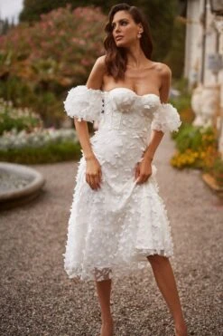 Giulianna Dress -ALAMOUR ONLINE STORE 42 10d750e5 cf4b 4360 8f5c 1e95461c8356