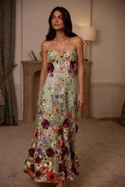 Daisy Floral 3D Bustier Maxi Dress 11 Daisy Floral 3D Bustier Maxi Dress -ALAMOUR ONLINE STORE 4B6A8932