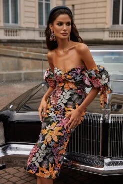 Flora Dress -ALAMOUR ONLINE STORE 58 01fdfee2 3a69 448c 849b 380ad8531353