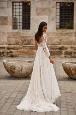 Toulin Gown -ALAMOUR ONLINE STORE 5 a144ee7c e9ab 4621 ace8 31571fcbdd7c