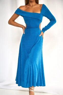 Luciana Dress -ALAMOUR ONLINE STORE 5 dd98bd8e 63b1 41f4 a044 9916d7bf14d9