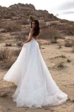 Paisley Gown -ALAMOUR ONLINE STORE 6 e5f6ddc8 55e6 4b9a 9d0d 356afab2dfa9