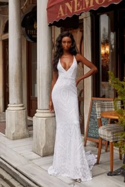 Kalila - White 8 Kalila - White -ALAMOUR ONLINE STORE 70 bd81d89f 8669 4f53 9159 1850a0f4d104