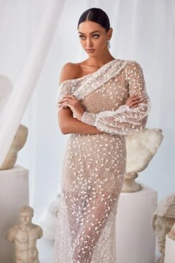 Emma - White -ALAMOUR ONLINE STORE 8 ee7055ece c702 4056 8d3c 664b94257b23 1600x da4895fd 4faa 4e1e 80e9 eb0c76a02ea3