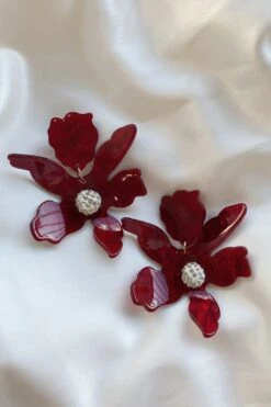 Luna Burgundy Flower Earrings -ALAMOUR ONLINE STORE 8 ee70CFHB5ece c702 4056 8d3c 664b94257b23 1600x 3a87a349 a80d 49a1 9399 e225772184d2