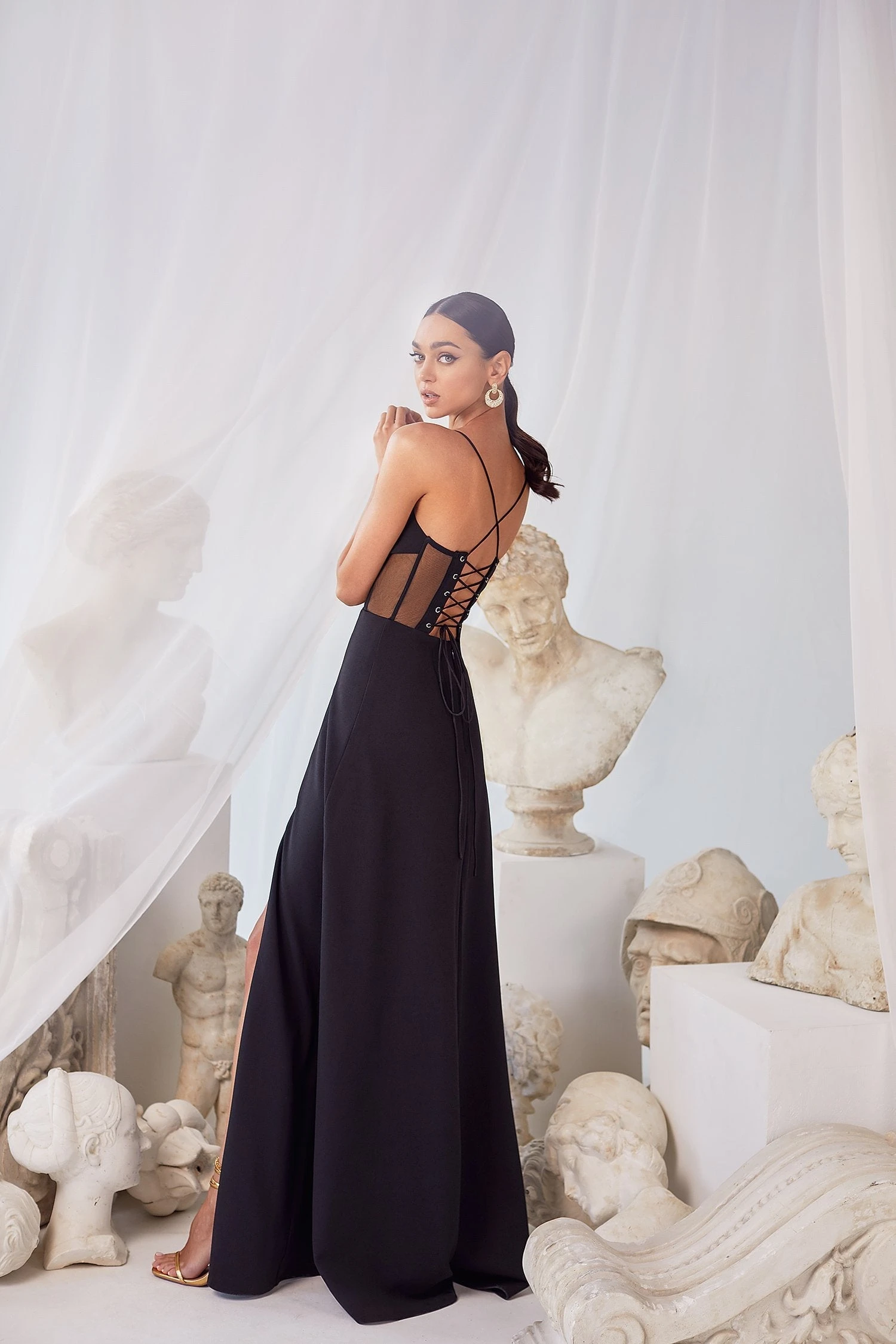 Amary - Black 5 Amary - Black - Image 3