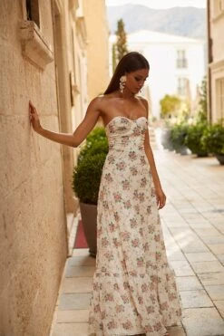 Dinora Dress -ALAMOUR ONLINE STORE 94 c3e554ef 4b79 4bc0 a3f6 2248b9dc690d