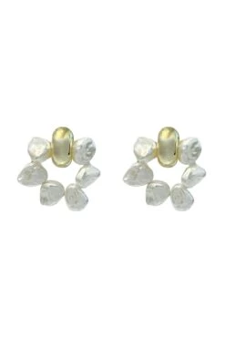 Elsa Pearl Earrings -ALAMOUR ONLINE STORE earrings270 35672977 e96f 472c 9851 46d14b04d175