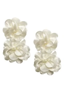 Meghan Cream Flower Drop Earrings -ALAMOUR ONLINE STORE earrings96 3707c08c c3a0 4659 b49b 3b254469a33a
